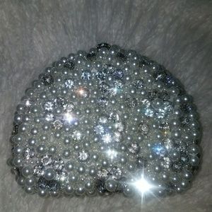 Pearl Mixed With Silver Rhinestones Clutch